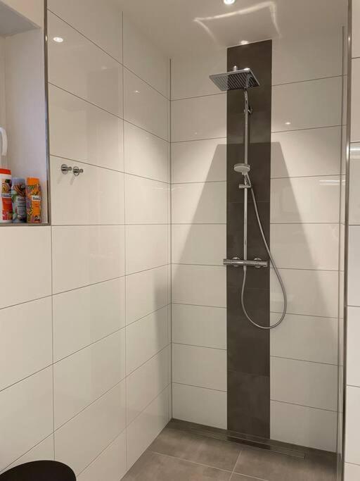 Gemuetliche, Topp Ausgestattete Ferienwohnung Bann Exterior foto