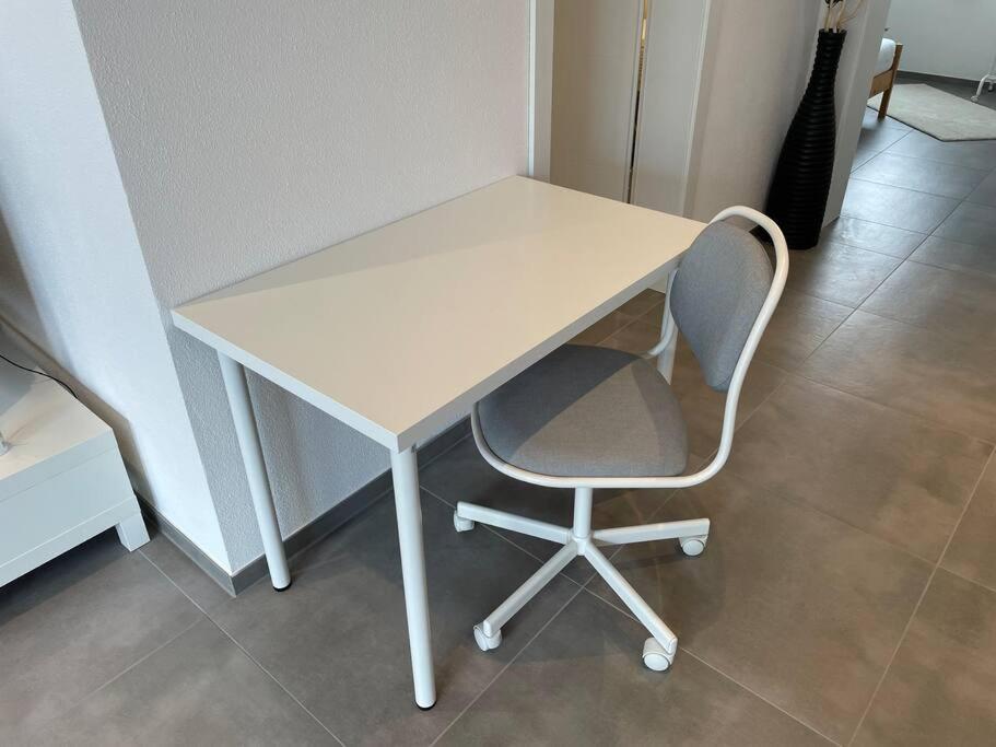Gemuetliche, Topp Ausgestattete Ferienwohnung Bann Exterior foto