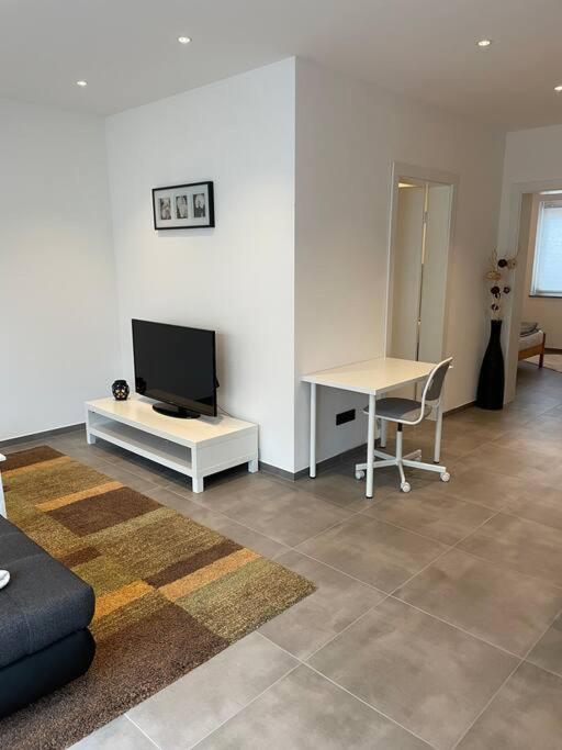 Gemuetliche, Topp Ausgestattete Ferienwohnung Bann Exterior foto